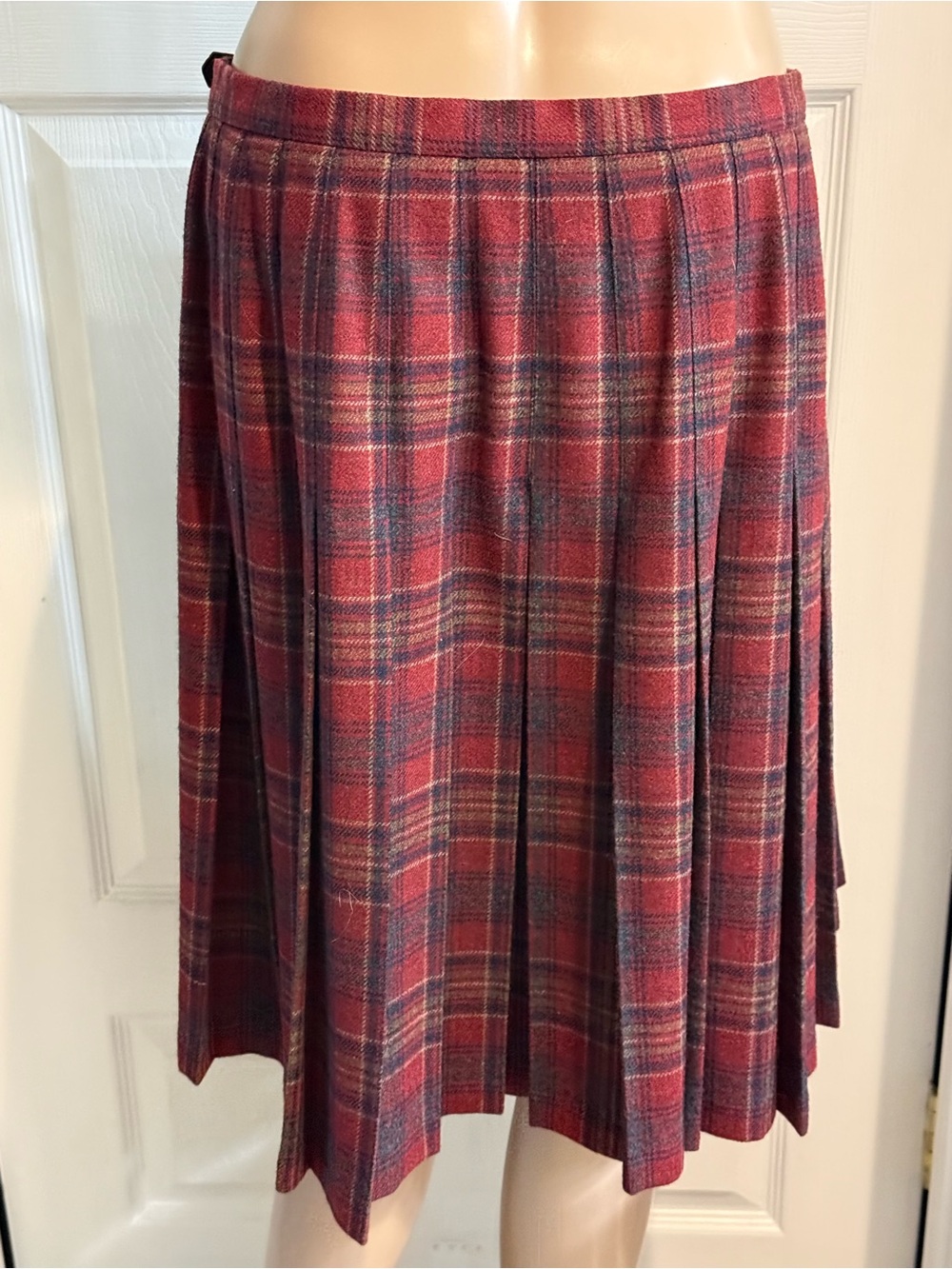 Vintage Pendleton Wool Womens Red Plaid Skirt Kilt  Buckle Size 12 - Picture 11 of 16